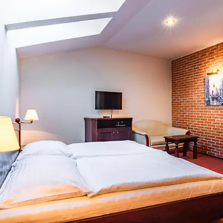 Wellness Hotel Gondola Hotel 4*
