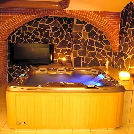 Wellness Gondola فندق بلزن