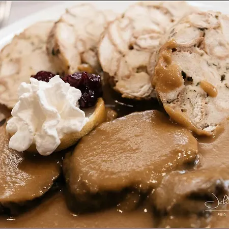 Wellness Gondola Hotel 4*