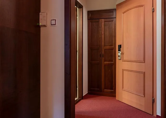 Wellness Hotel Gondola 4* Plzen