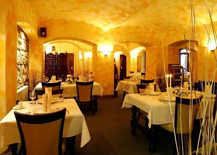 Отель Wellness Hotel Gondola