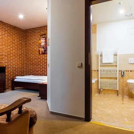 Wellness Gondola 酒店 4*