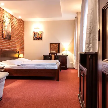 Wellness Hotel Gondola Пльзень