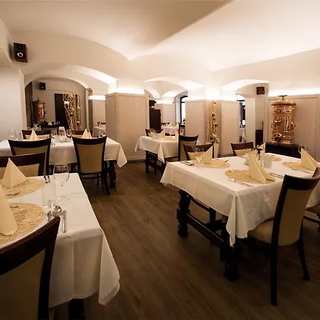 Отель Wellness Hotel Gondola