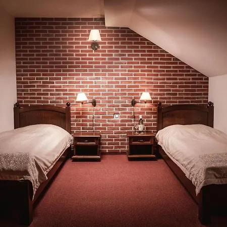 Отель Wellness Hotel Gondola Пльзень