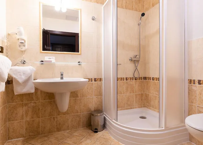 Hotell Wellness Gondola 4*